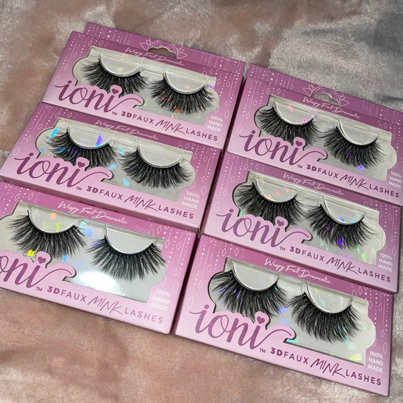 COPY - BNIB IONI Lashes - Picture 1 of 6